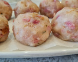 Foto del paso 5 de la receta: Albóndigas de merluza y jamón en salsa