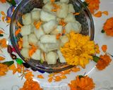 A picture of step 4 of Cheena murki.
