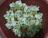 Foto langkah ke 1 dari resep Tumis kembang kol Teri.