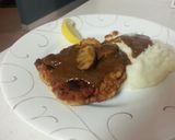A picture of step 10 of Jagerschnitzel.
