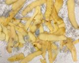 Foto del paso 1 de la receta: Cascaritas de papa crujientes en freidora de aire