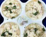 A picture of step 1 of Cheesy rawa idli.