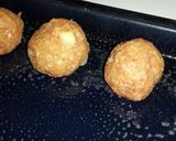 A picture of step 4 of Sticky Barbacue Meatballs.