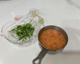 Hình bước làm 5 của món Gà Hấp Lá Chúc