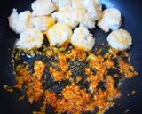 A picture of step 7 of Easy and Authentic Shrimp With Chili Sauce.
