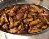 Une image de l'étape 7 de Pommes de terre roseval façon potatoes revisitées aux herbes et épices.