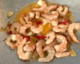 Foto langkah ke 2 dari resep Udang Saus Mentega.