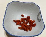 鮮筍蘋果🍎枸杞湯（電鍋料理）的食譜步驟2照片