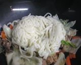 A picture of step 3 of Nostalgic...Ketchup Flavored Udon Noodles.