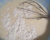 A picture of step 2 of Self-made Crepe.