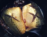 A picture of step 4 of Simple Sweet-Tart Simmered Mackerel.