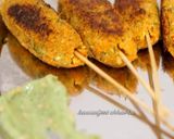 A picture of step 3 of Instant leftover upma kabeb.