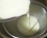 A picture of step 4 of Whipped Custard Cream for Cream Puffs.