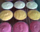 A picture of step 4 of Vickys Kids Easter Cupcakes/Farmyard Cake Decoration Instruction.