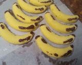 Foto langkah ke 4 dari resep Banana steam cake.