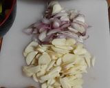 Foto langkah ke 2 dari resep Cumi Asin Cabe Ijo.