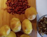 🥔Kolbásszal töltött krumpli🥔 recept fázis 1 fotója