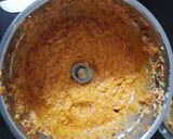A picture of step 3 of Schezwan sandwich dosa.