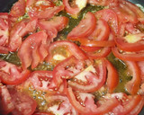 Foto del paso 1 de la receta: Ensalada de pimiento asado marroquí en plato combinado