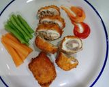 Foto langkah ke 7 dari resep Chicken Cordon Blue ala bundakadabra 😂.