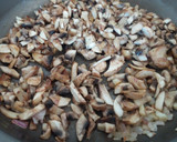 Foto del paso 1 de la receta: Risotto de foie y champiñones🍄