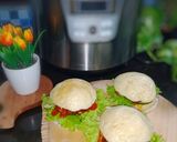 Foto langkah ke 6 dari resep Burger Bakpao isi Ayam masak Kecap.