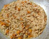 A picture of step 4 of Maggi Veg Grilled Sandwich 🥪.