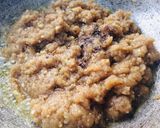 A picture of step 4 of Walnut,water chestnuts (shingada) flour halwa.
