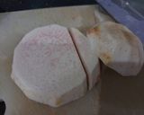 Hình bước làm 1 của món Chân gà hầm khoai sọ