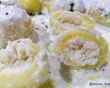 Foto del paso 5 de la receta: Gnocchi de trufa con salsa 3 quesos