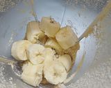 A picture of step 2 of No sugar Protein shake.