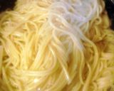 A picture of step 2 of Bruschetta Spaghetti.