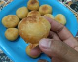 Foto langkah ke 4 dari resep Donat Mini.
