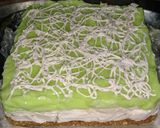A picture of step 8 of Banoffee custard pie.
