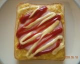 A picture of step 6 of Easy Creamed Corn Fluffy Toast.