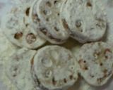 A picture of step 5 of Lotus Root and Minced Meat Teriyaki with Aromatic Shiso.