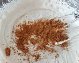 A picture of step 6 of Lotus Biscoff Ice cream.