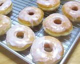 A picture of step 9 of Fluffy Milk Doughnuts.