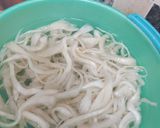 Foto langkah ke 4 dari resep Tomyam udang jamur.