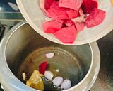 A picture of step 2 of Beetroot carrot ginger soup.