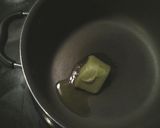A picture of step 1 of Froot loop edibles.