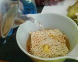 A picture of step 3 of 8 minute spicy Ramen.