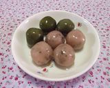 A picture of step 6 of Sakura Bean Paste Dumplings.