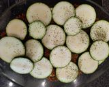 Vegán rakott cukkini kölessel, gabonakolbásszal (IR-barát ebéd) recept fázis 5 fotója