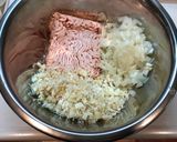 Foto langkah ke 2 dari resep Sup Baso Ayam Enoki plus Tahu 🍲.
