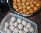 Foto del paso 7 de la receta: Albóndigas de cerdo en salsa