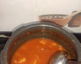 A picture of step 4 of Macaroni curry.