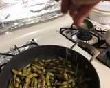 A picture of step 5 of Sesame Edamame.