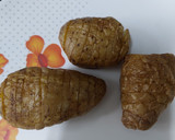 चीजी पनीर बेक्ड पोटैटो(cheese paneer baked potato recipe in hindi) रेसिपी चरण 1 फोटो
