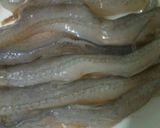 Hình bước làm 1 của món cá khoai nấu canh cải